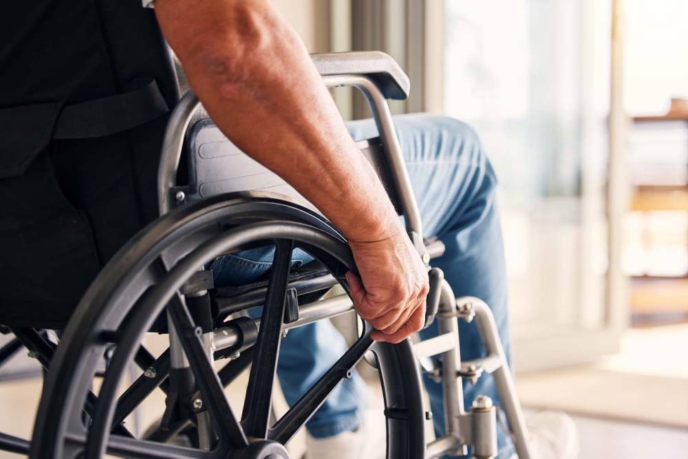 Fauteuil roulant près de Poissy